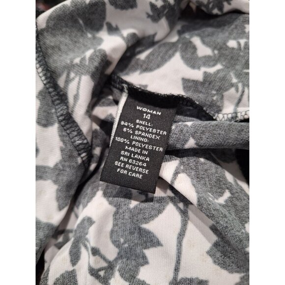 EUC Dressbarn Collection Black and White Floral Cover-up Jacket/Size 14 - Picture 7 of 7